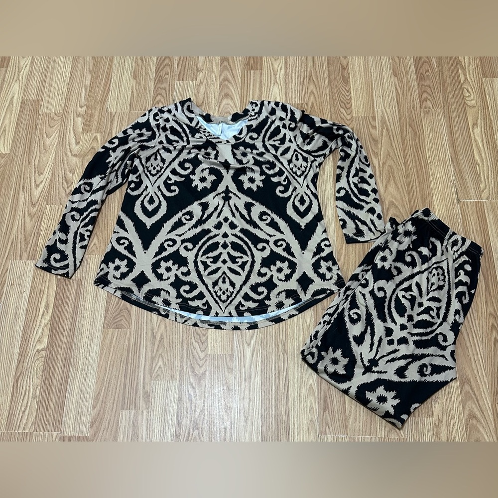 Bestbee Black & Tan Long Sleeve Top & Pants Pajama Set - Adult Large